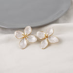 Load image into Gallery viewer, Leafy Earrings