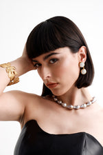 Load image into Gallery viewer, Nesia Earrings