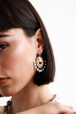 Load image into Gallery viewer, Minas Earrings