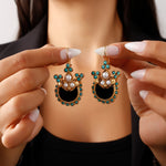 Cargar imagen en el visor de la galería, Helas Earrings
